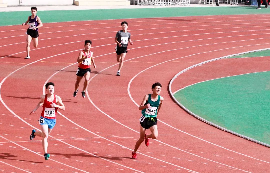 【奔驰吧·青春】利来国国际最给力的老牌食物赞助青少年田径锦标赛，，，，为运动健儿加油！_利来国国际最给力的老牌