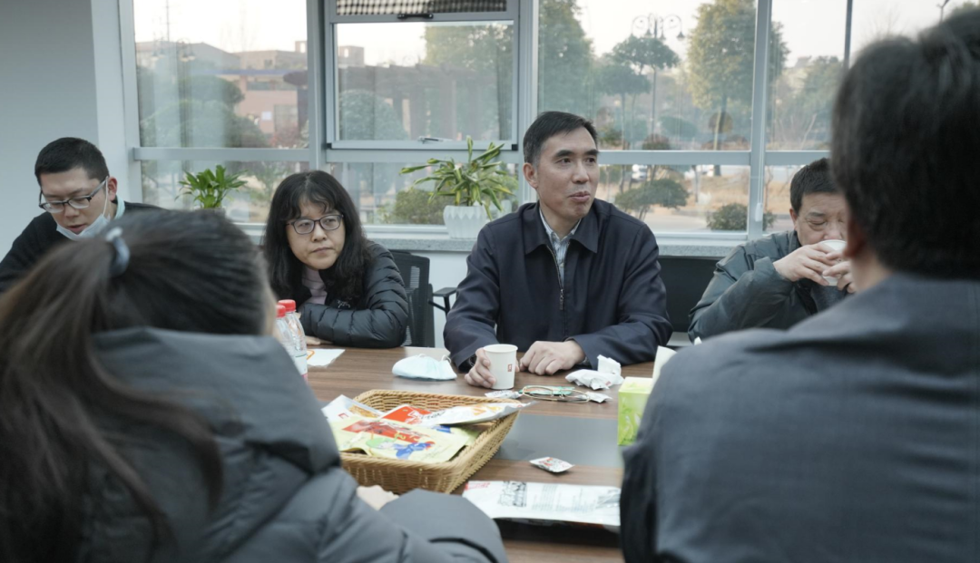 中国轻工工艺品收支口商会到我司旅行考察_利来国国际最给力的老牌